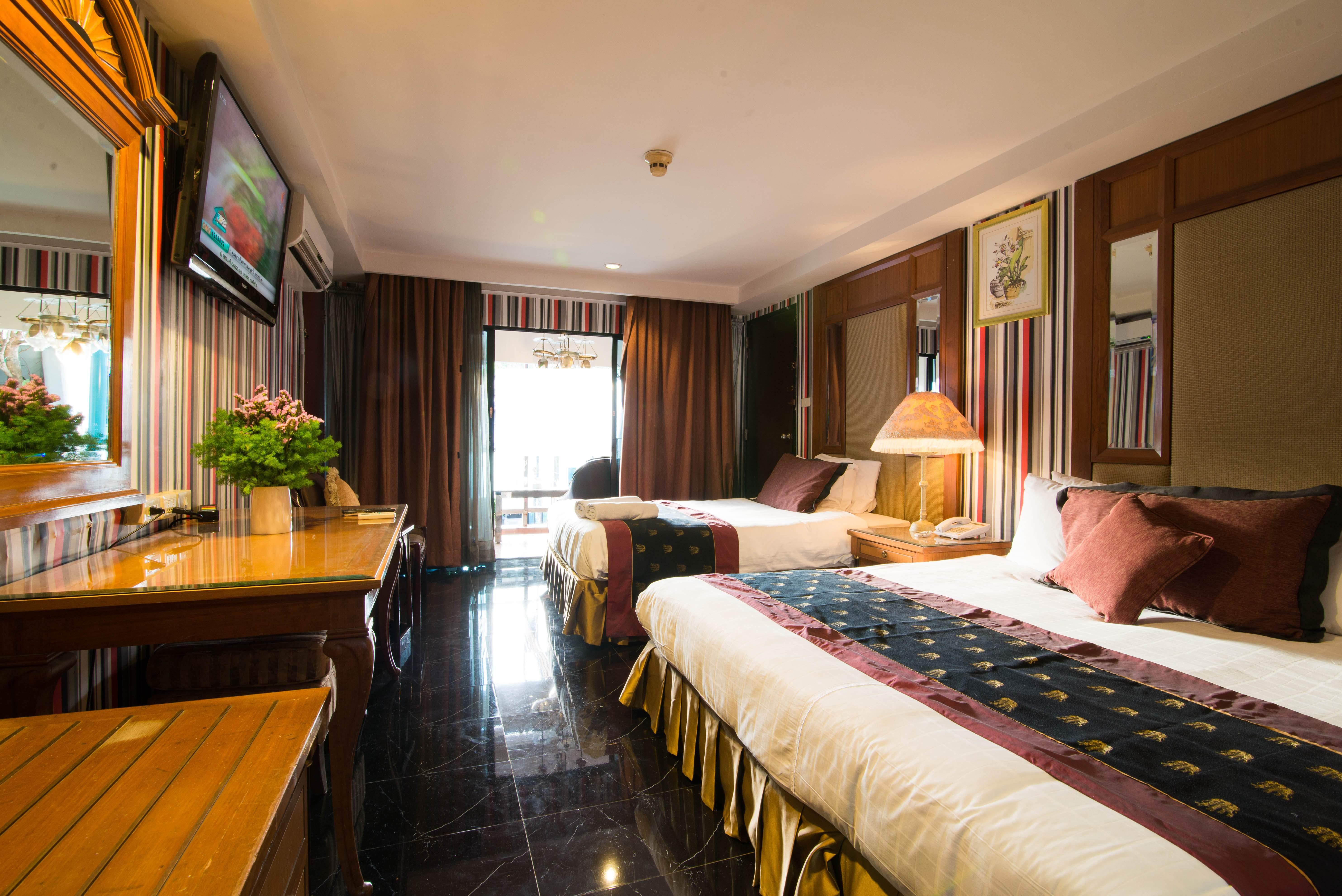 Diamond City Hotel Sha Certified Bangkok Esterno foto